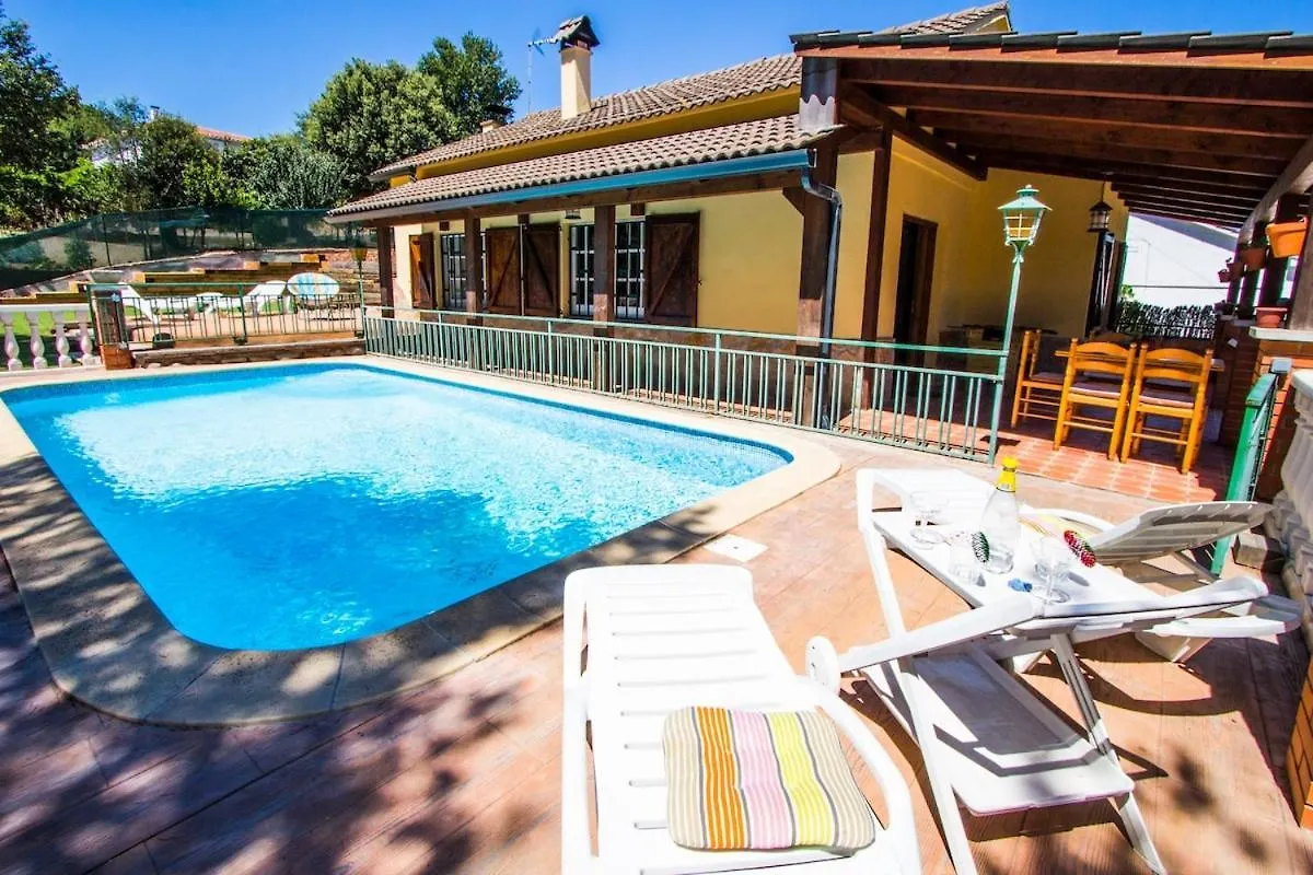 Catalunya Casas Costa Brava Villa With Private Pool & Spacious Garden サンタ・コロマ・デ・ファルネルス