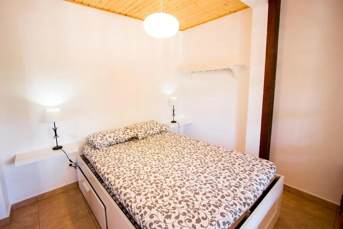 Catalunya Casas Costa Brava Villa With Private Pool & Spacious Garden サンタ・コロマ・デ・ファルネルス